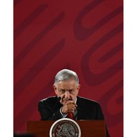 AMLO ofrece los otros datos, para decirle a los expertos: "tenga para que aprendan”