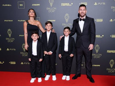 Ya están en Argentina: Lionel Messi y Antonela Roccuzzo llegaron a Rosario para las Fiestas