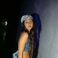 Aprendió de Pampita: el tapado de moda de Delfina García Moritán que es tendencia este otoño