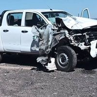 Cinco petroleros heridos en un choque entre dos camionetas camino a Rincón de los Sauces