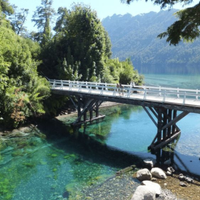 Piden por un puente nuevo para el río Correntoso