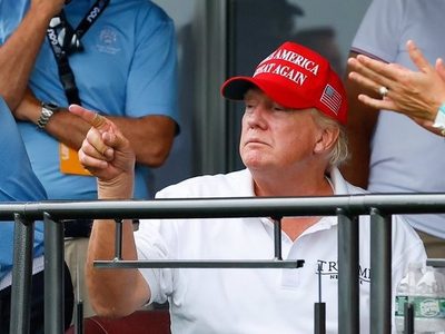Trump pide no incluir como prueba en su juicio un audio en el que se jacta de tocar a mujeres