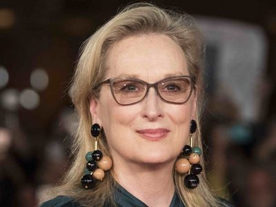 ¿Estaría actuando? Meryl Streep se "embriagó" en medio de un homenaje