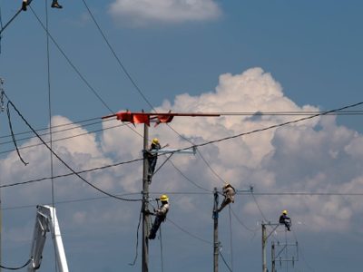 Reforma eléctrica de AMLO crea monopolios y ahuyenta capitales: Cámara de Comercio de EU