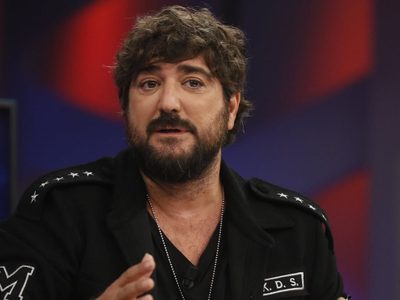 Atrás quedó el "sobrepeso" de Antonio Orozco y sorprende con nueva figura