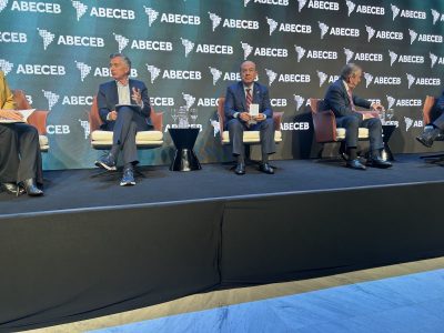 Calderón: bandas criminales se están apoderando del Estado y buscan reemplazar sus funciones (Video)
