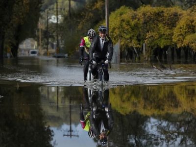 Tormentas invernales y lluvias azotan EU; se anticipa mal tiempo para semana de Acción de Gracias