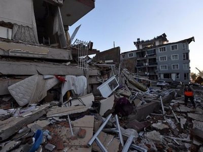Aumentan a más de 20 mil los fallecidos por los terremotos en Turquía y Siria