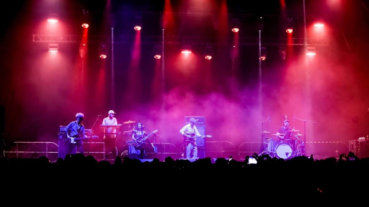 La banda española El Columpio Asesino dedica show del adiós a fans mexicanos