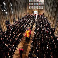 La capilla de Windsor acoge el último homenaje público a Isabel II