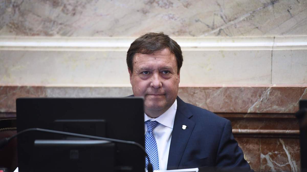El senador Alberto Weretilneck. Fuente: (Twitter)