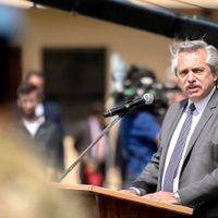 "Que nadie crea que niego el horror vivido": Fernández pidió disculpas a víctimas de la dictadura