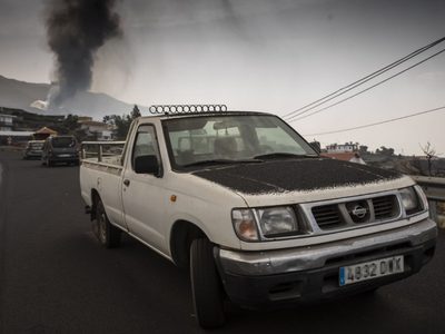 Empeora la calidad del aire en La Palma: miles de personas más deben confinarse en sus casas