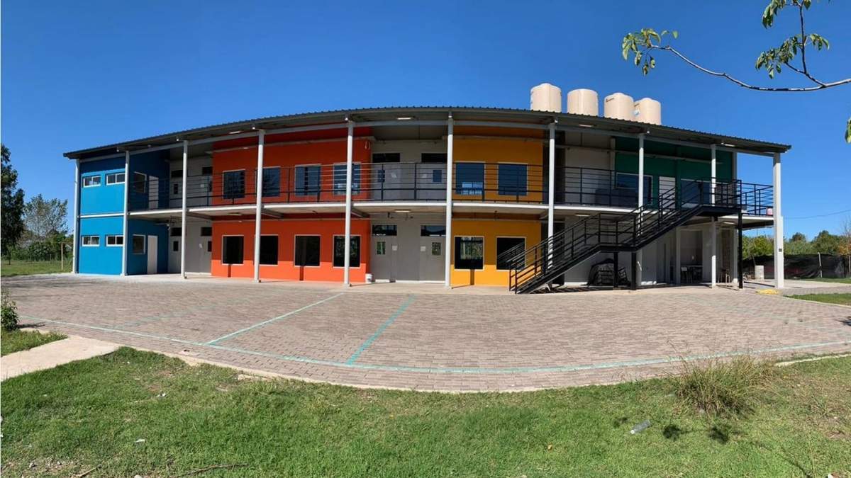El colegio fue destacado por su labor con la comunidad. Fuente: (X)