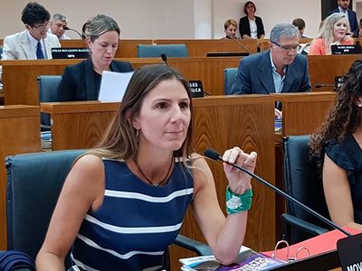 Taxi Rosa: “Los sectores conservadores marcan la agenda del intendente”