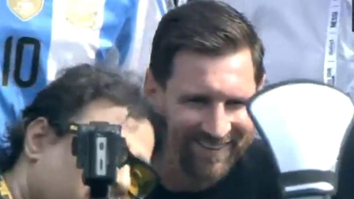 La situación con Messi estaba desbordada en la cancha