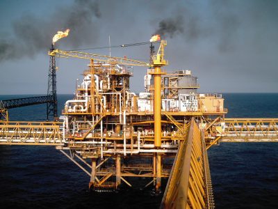 Preocupa que guerra en Medio Oriente ponga a prueba a Pemex tras su peor año en producción: CEESP