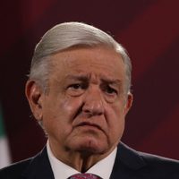 Manifestantes en favor de la SCJN actuaron con prepotencia contra plantón: AMLO
