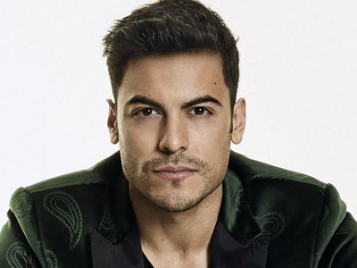 ¿Nuevo amor? Carlos Rivera despierta suspiros… ¿y llanto?