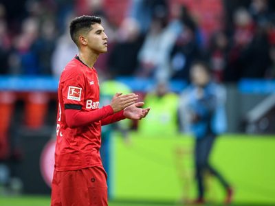 Desde el Leverkusen explicaron por qué Exequiel Palacios no juega