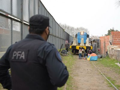 Por la inseguridad, para el tren Mitre desde la medianoche