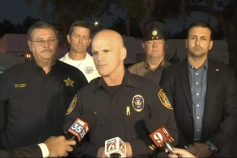 El jefe de Policía de Ocala, Florida, Mike Balken, habla sobre el tiroteo en el mall de Paddock el sábado 23 de diciembre de 2023