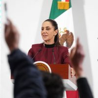 Sheinbaum: se están revisando contratos del Tren Maya y si hay irregularidades “se procederá”