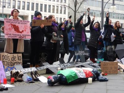Mexicanas en Berlín exigen acciones para erradicar violencia de género en el país