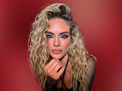 Desde Río de Janeiro, Emilia Attías sorprendió con el microbikini de moda más pequeño de todos