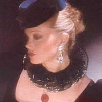 Periodista y de perfil bajo: así es Karina, la hija misteriosa de Raquel Satragno y sobrina de Pinky