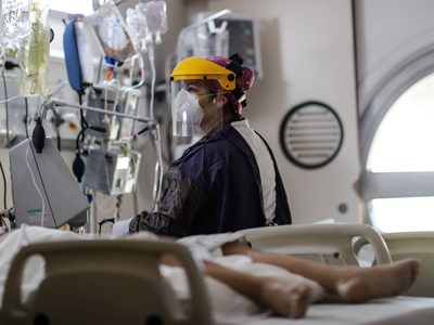 Coronavirus: continúa la subida de contagios en la Argentina al reportarse más de 27.000