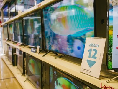 Pagar en cuotas con la tarjeta de crédito, cada vez más caro: estos son los porcentajes