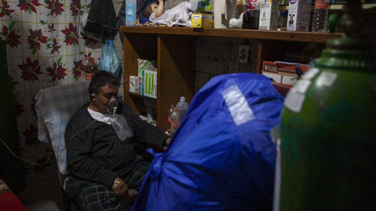 Atención a un un paciente en un domicilio de la alcaldía Iztapalapa