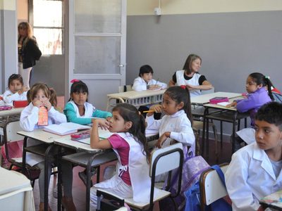 Según la UCA, casi el 50% de los alumnos de la escuela primaria tienen "bajo rendimiento"