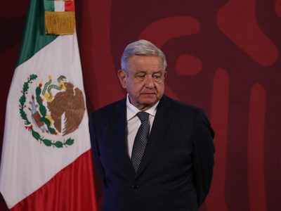 Estos fueron los principales temas de la conferencia mañanera de AMLO del 27 de octubre (Video)