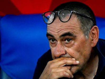 Juventus echó a Sarri y un argentino pica en punta para sucederlo