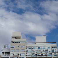 Clima en Neuquén: jornada con temperaturas variables y cielos parcialmente nublados