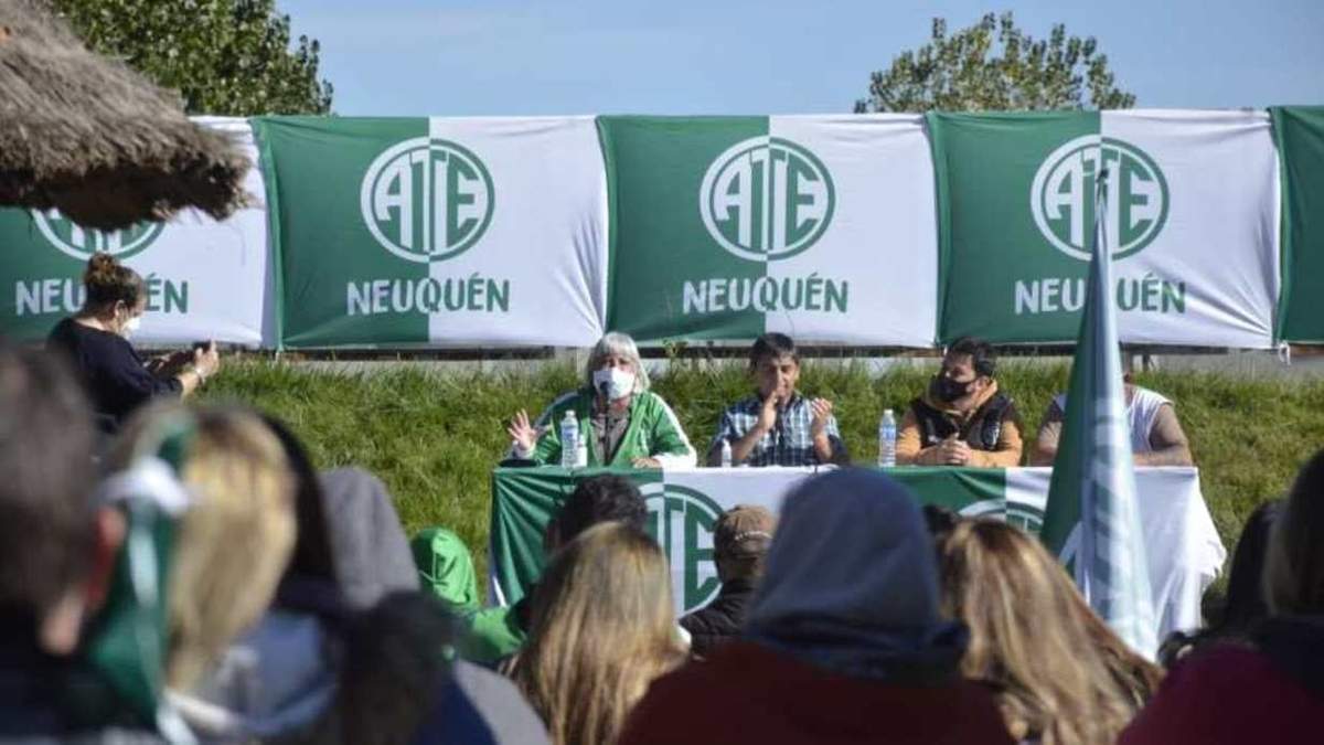 Asamblea de ATE Neuquén en Plottier. Fuente: (Twitter)