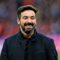 ¿Qué hizo? El Pocho Lavezzi gastó una suma millonaria para ayudar a sus vecinos argentinos