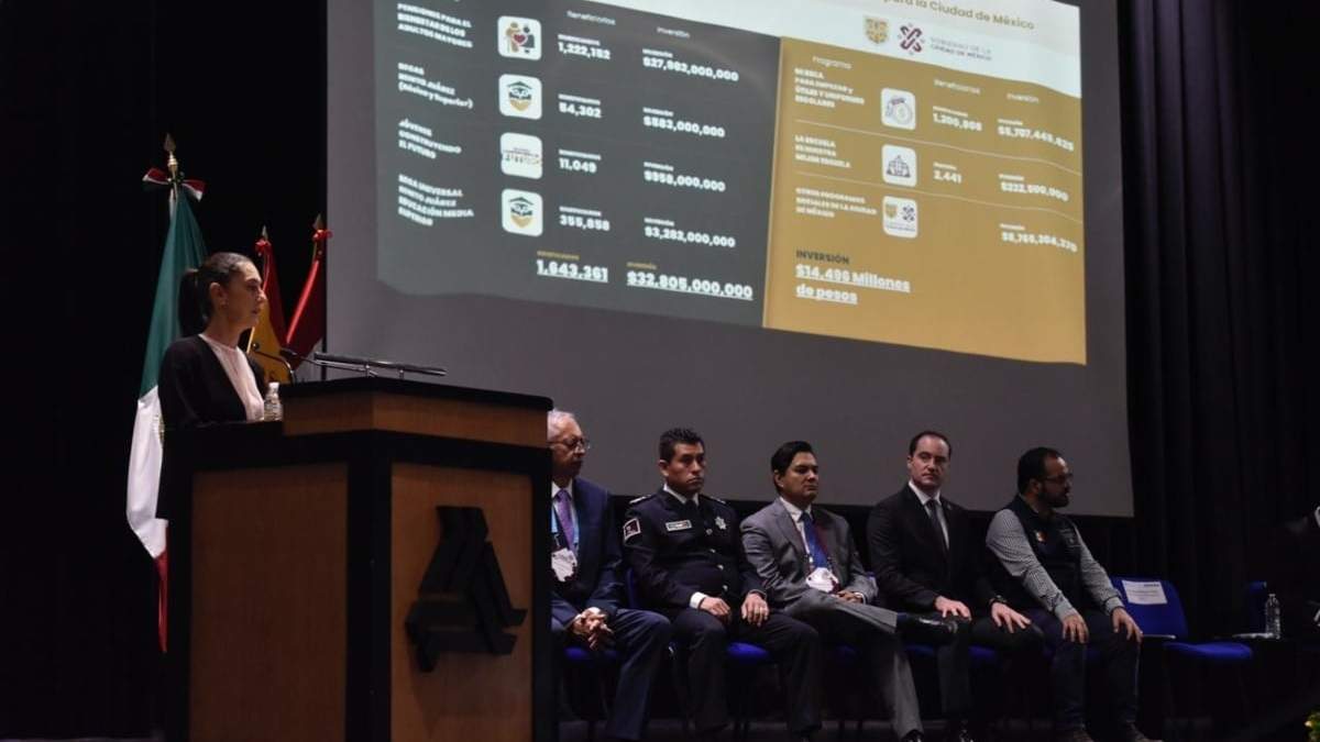 Claudia Sheinbaum en la Universidad La Salle Campus Nezahualcóyotl