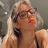 ¡Lomazo bronceado! Nati Jota regala sus duras curvas en la playa