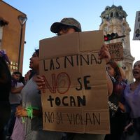 Golpes, gases y detenciones arbitrarias en protestas de 8M en Pachuca