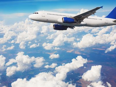 Volvieron los vuelos internacionales: desde hoy se podrá ingresar y salir del país