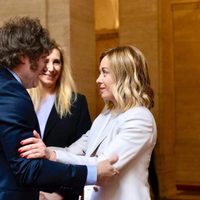 Javier Milei recibe a Giorgia Meloni en la Casa Rosada