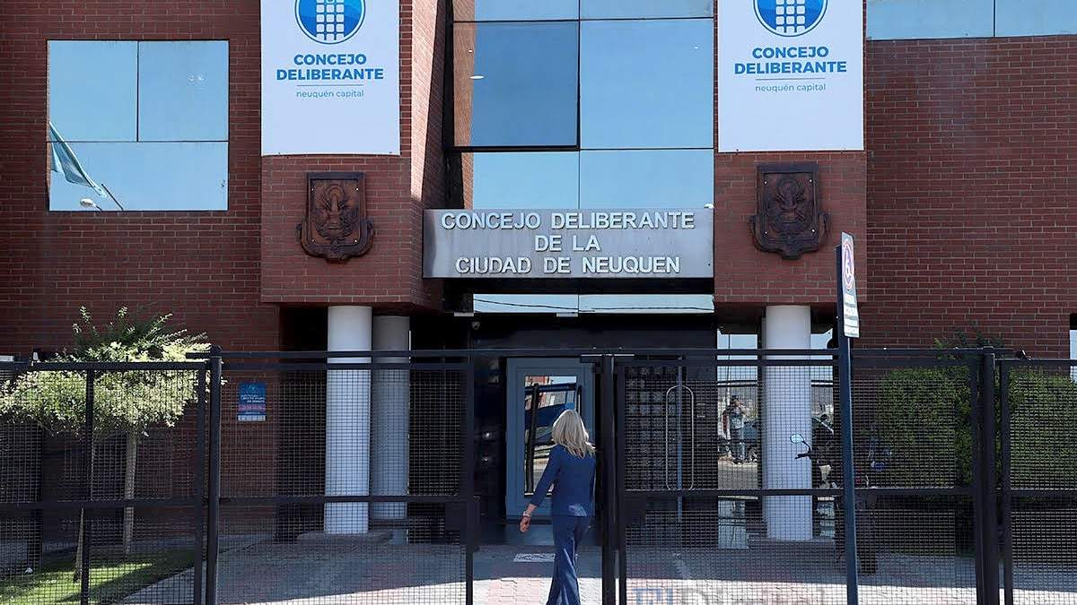 Edificio del Concejo Deliberante de Neuquén Capital. Fuente: (Twitter)