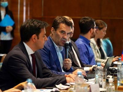Darío Martínez participó de la reunión con el Fondo Ruso de Inversión Directa