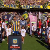 Estudiantes le hizo el pasillo a Rosario Central... ¡de espaldas!