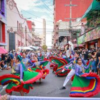 Con un fuerte dispositivo de seguridad Evelyn Salgado encabezó el tradicional paseo del Pendón