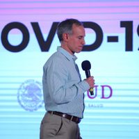 México estaría aplanando la curva de casos positivos de coronavirus