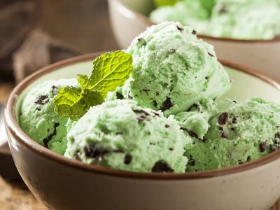 Para los fanáticos de la menta y el helado: hacé en casa este helado de menta granizado que es una locura